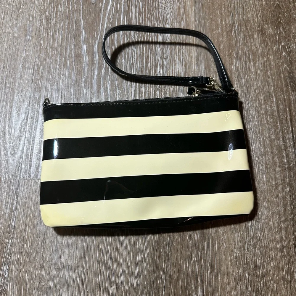 Kate Spade Penn Valley Mini Pouch Wristlet